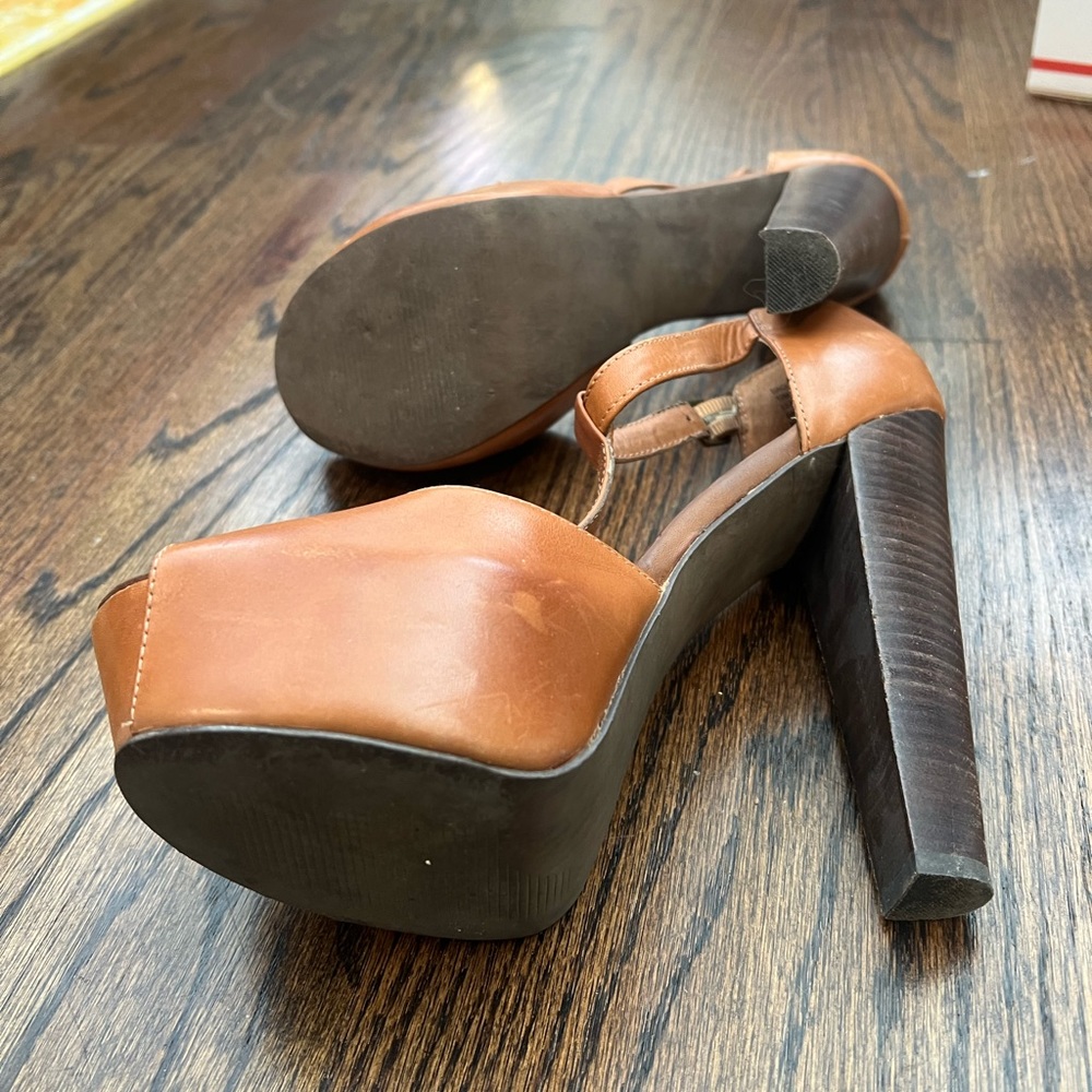 Steve Madden Platform Sandals - Picture 4 of 5